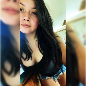 Meet your Posher, Camille